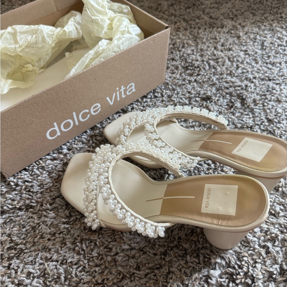Dolce Vita Pearl Shoes - 7.5 - Picture 5 of 6